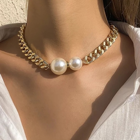 Jewelry - Gold Plated Cuban Chunky Big Simulated Pearl Necklace Choker